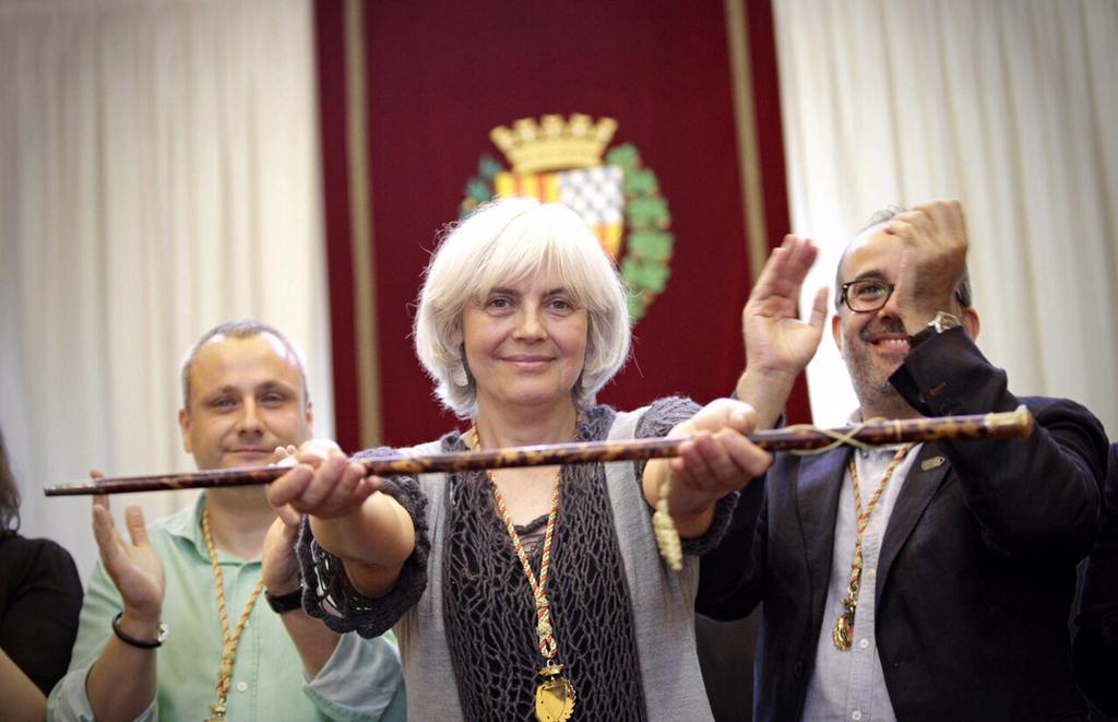 Guanyem Badalona en Comú planteja una àmplia coalició municipal que encapçalaria Dolors Sabater Dolors Sabater el dia del seu nomenament, flqunquejada per Àlex Mañas (ICV) i Oriol Lladó, (ERC) amb els que governa n foto: Guanyem Badalona