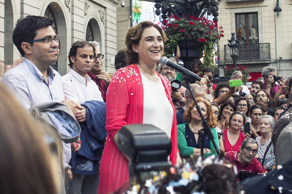 La oposición empieza a configurar el escenario de candidatos para arrebatar la alcaldía a Ada Colau