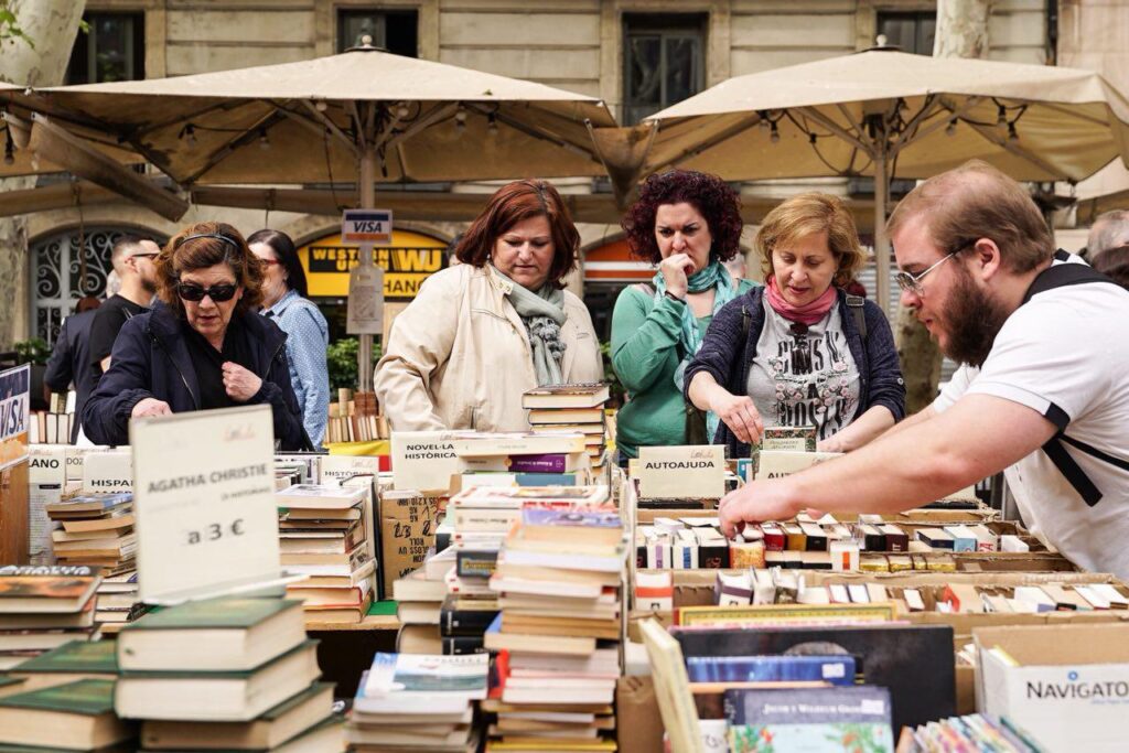 Sant Jordi suspende en paridad: sólo en la categoría infantil y juvenil la presencia de autoras es mayoritaria