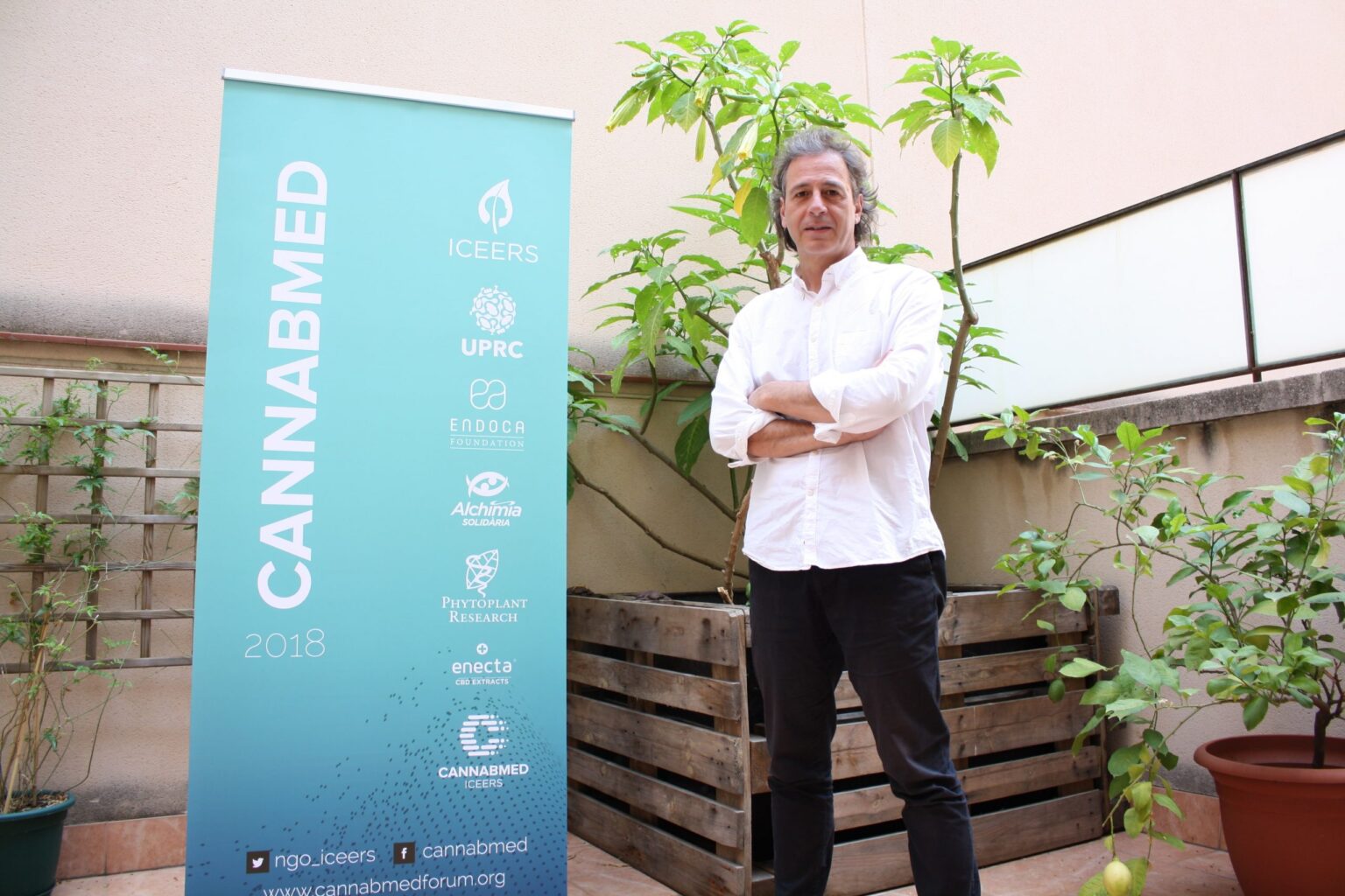 “Los pacientes han de ser visibles y los médicos tomar conciencia: hay mucha gente que consume cannabis con finalidades medicinales y esto no se frenará”