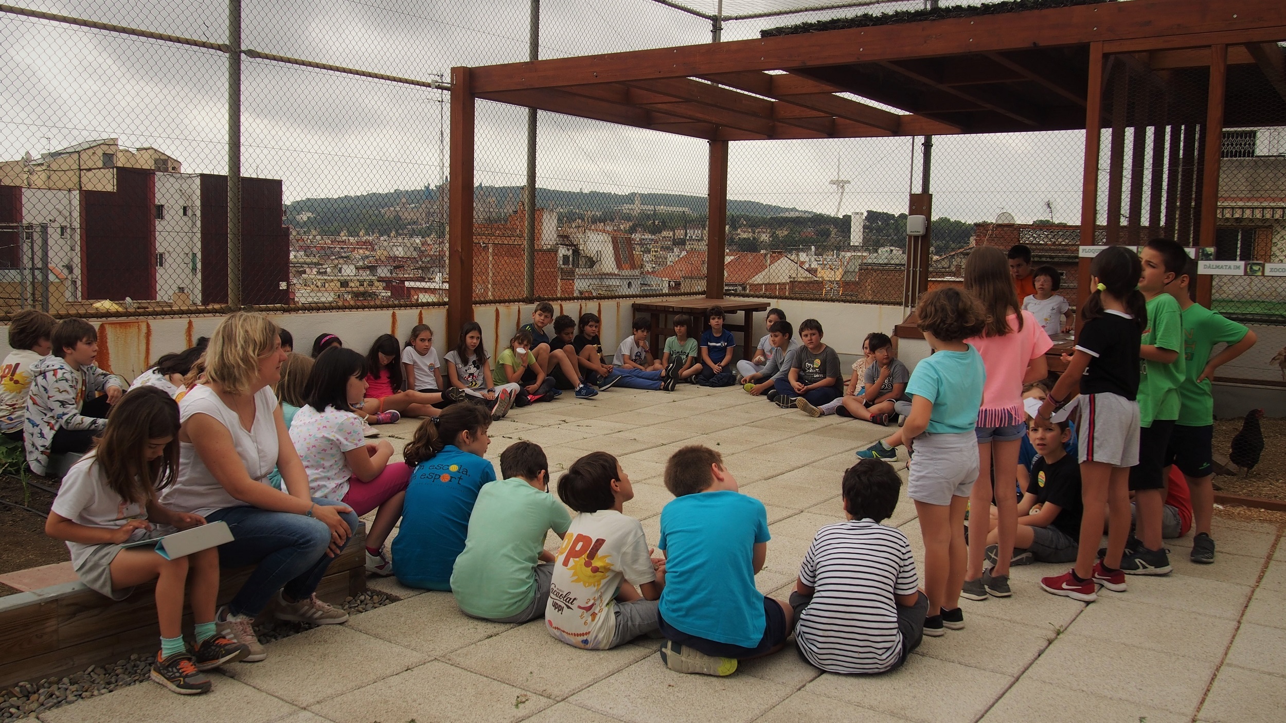 Assemblea d’alumnes de la cooperativa VerduraIM de l’escola Institució Montserrat | SANDRA VICENTE