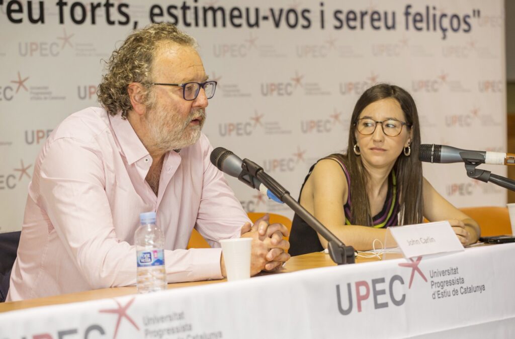 John Carlin: “¿Qué habría hecho Nelson Mandela en el conflicto entre Catalunya y España?”