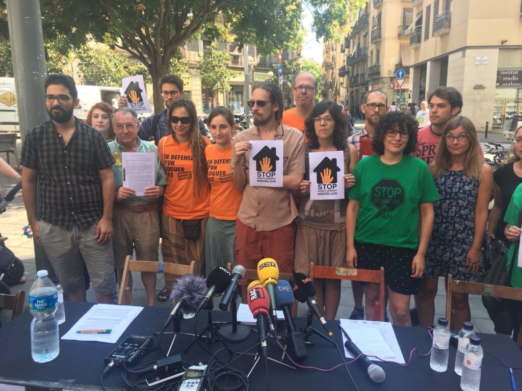 Entidades por el derecho a la vivienda apuestan por la vía administrativa para denunciar casos de acoso inmobiliario