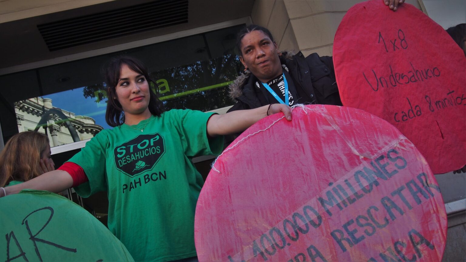 Exonerar la deuda y suspender desahucios hasta 2022: propuestas de la PAH para el RD 11/2020