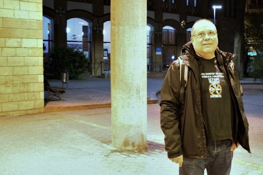 Elio Conesa, infermer de CGT i Rebelió Primària: “Signar l’acord que proposa el Govern seria pa per avui i fam per demà”