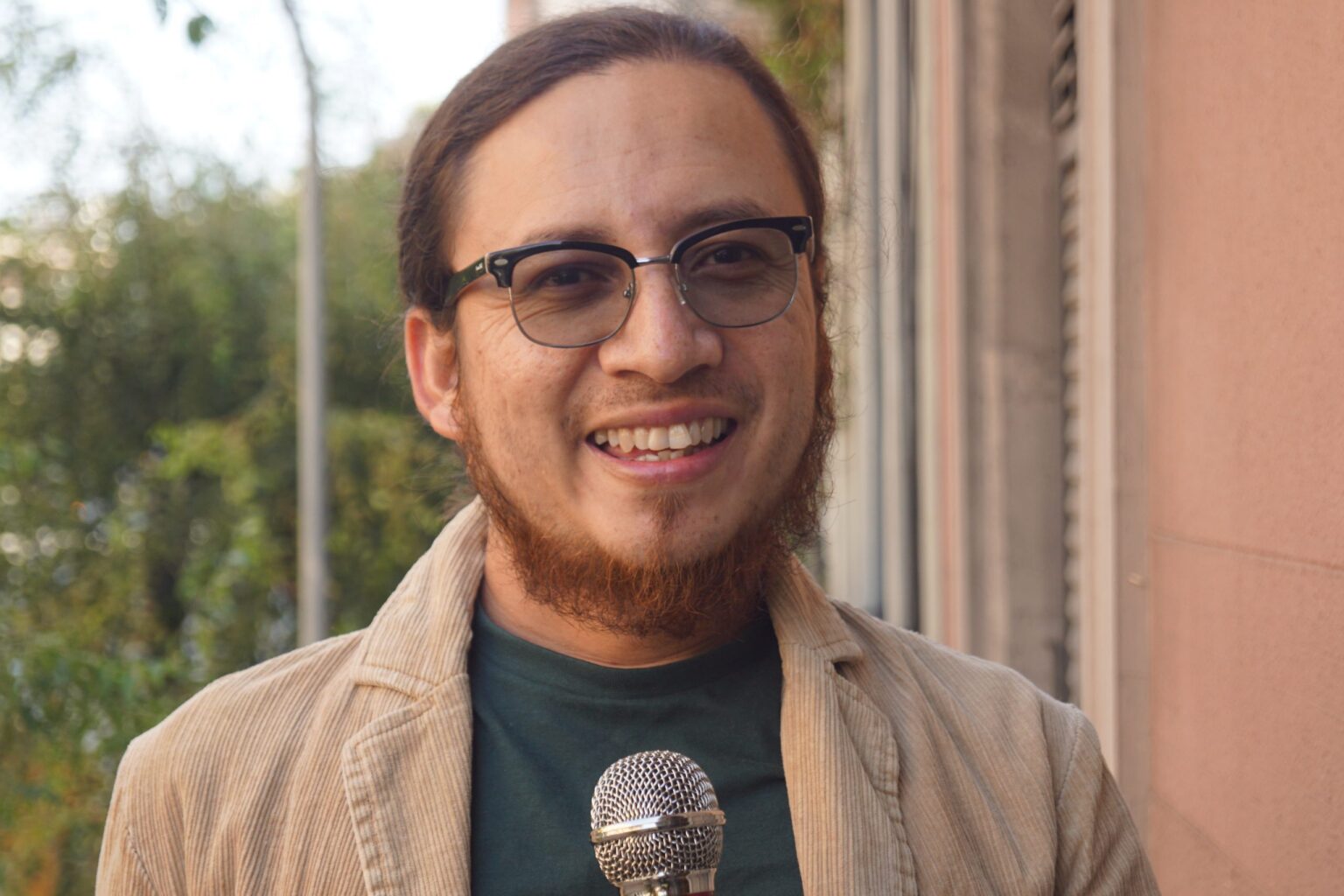 Milthon Robles, periodista hondureño perseguido: “Darte al silencio es la peor traición a un pueblo”