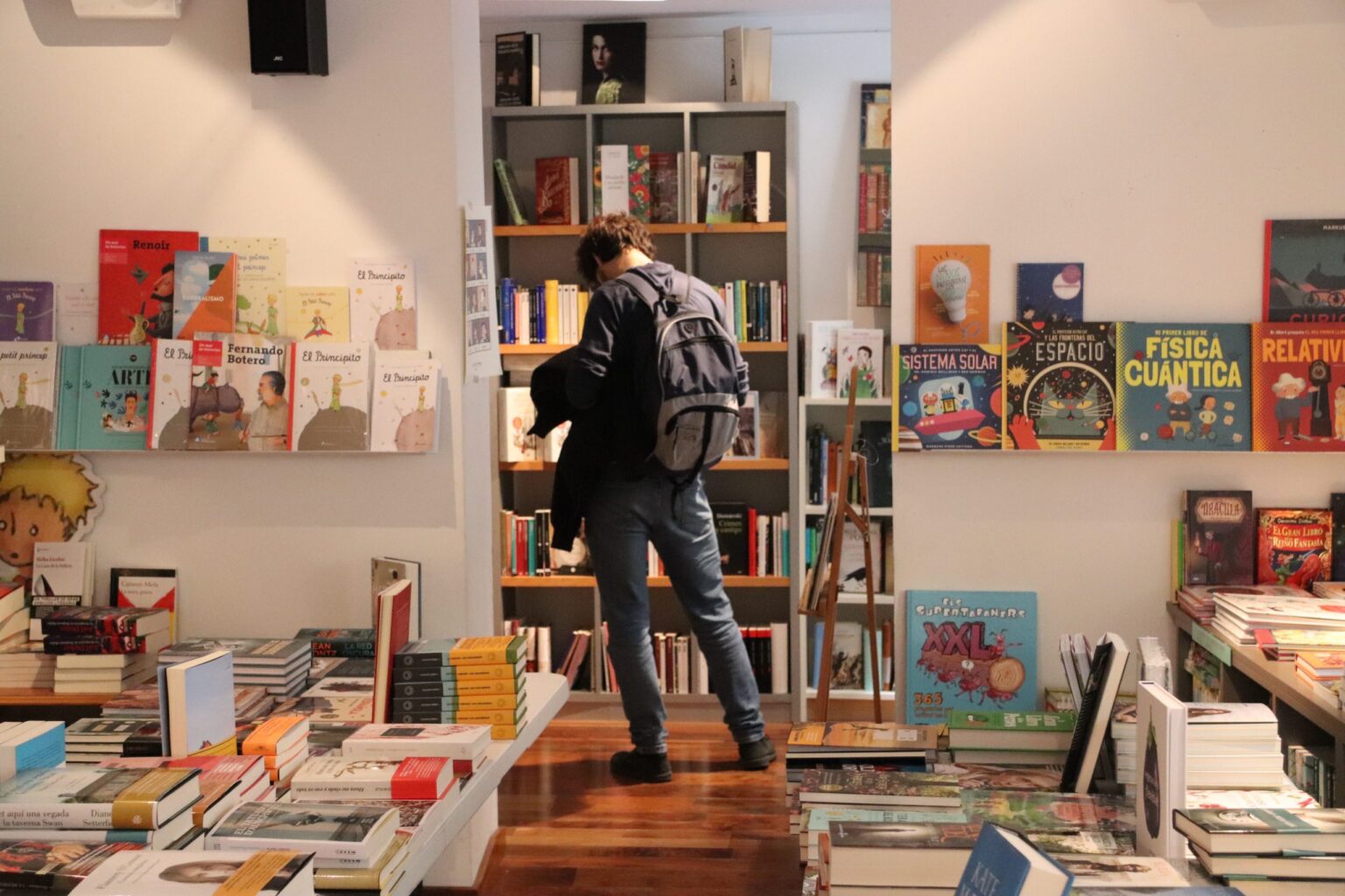 ¡Larga vida a las librerías!