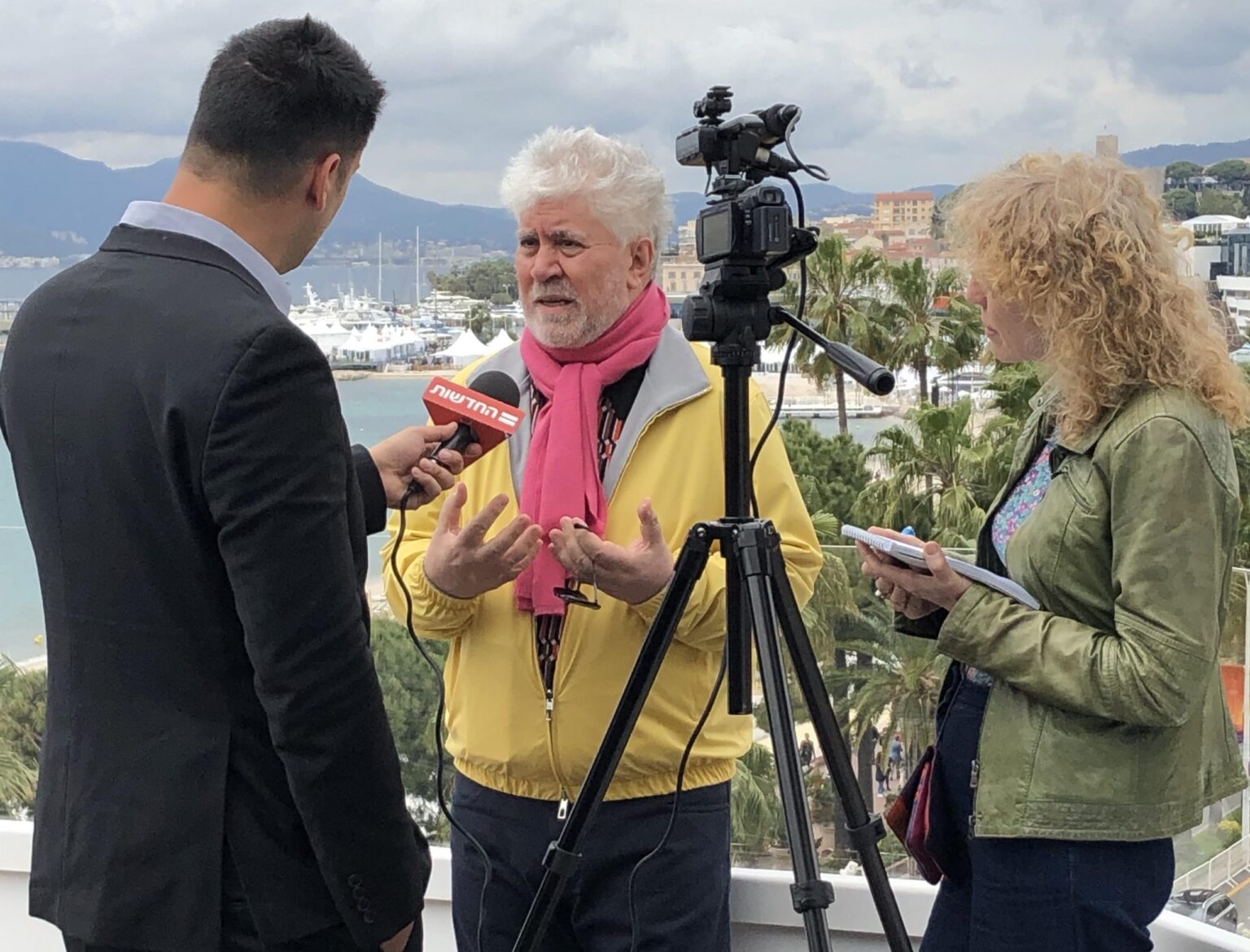 Almodóvar: “Todo el mundo sabe lo que es descubrir la sexualidad, aunque no sepa ponerle nombre”