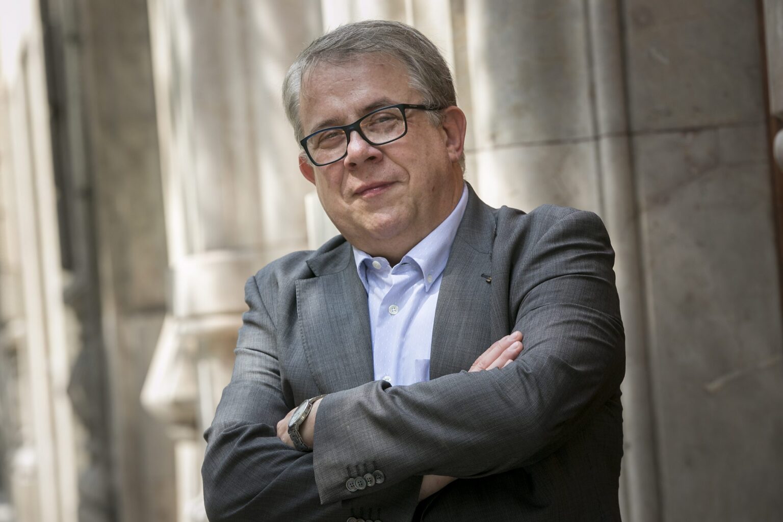 “A la clase política le falta responsabilidad para intentar entender cuáles son los retos del sistema sanitario”