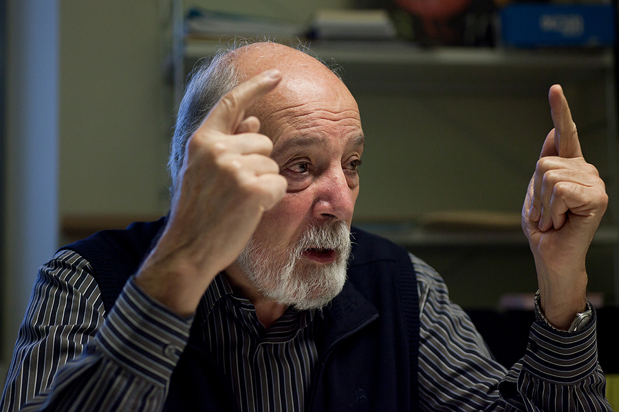 Salomó Marquès: “La escuela franquista quería hacer súbditos y la republicana, ciudadanos”