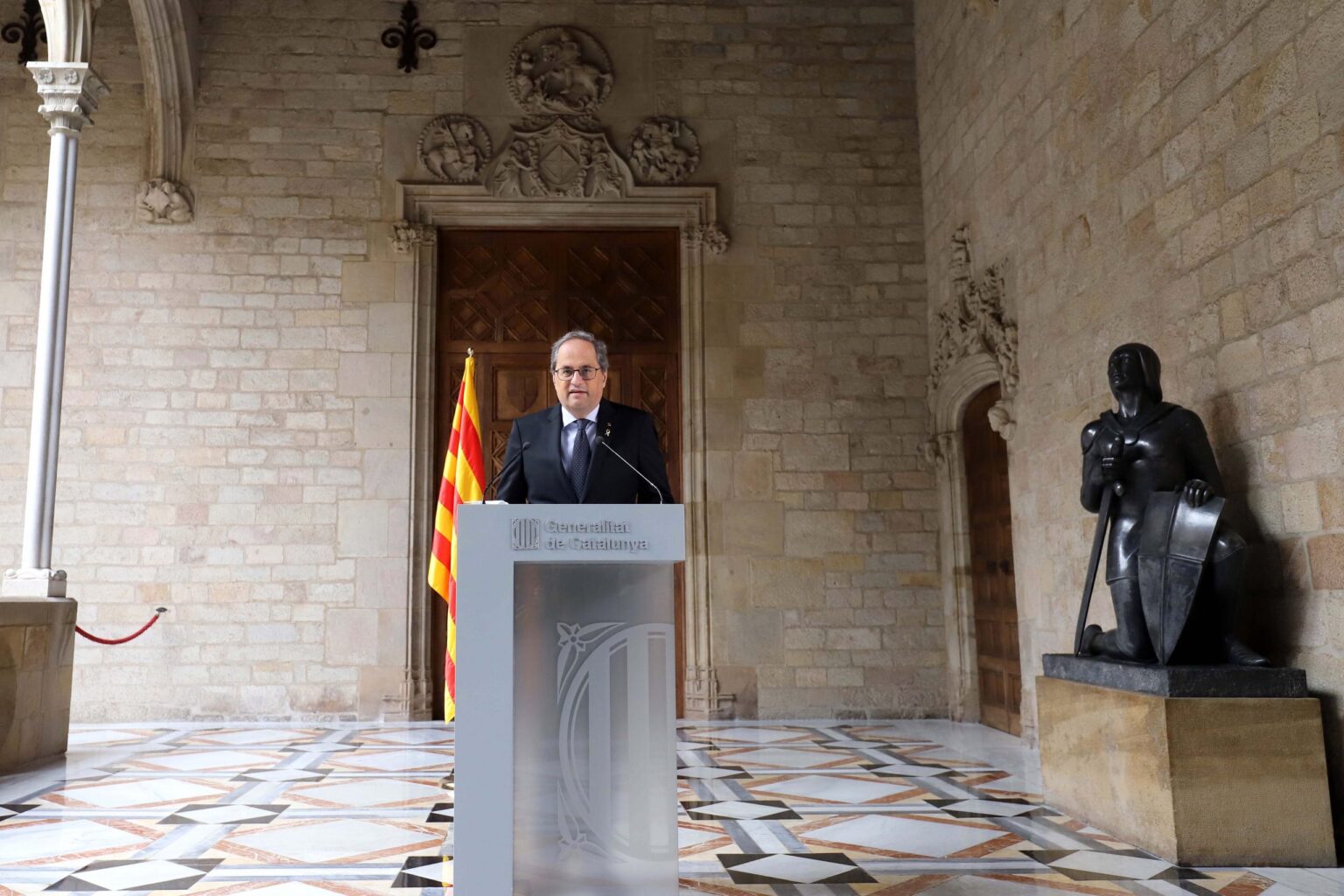 Torra confina Catalunya sencera i Sanchez decreta l’estat d’alerta a l’Estat espanyol