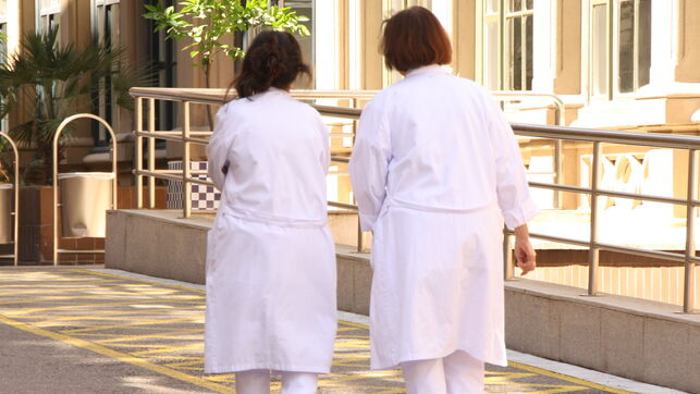 La dificultad de sostener el sistema de salud expresada por profesionales del Clínic