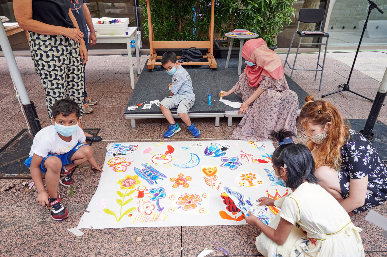 En el Raval educa toda la tribu