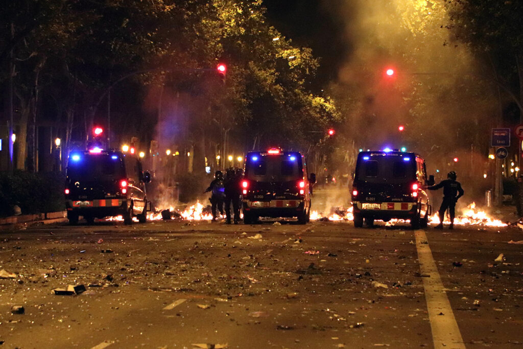 ¿No veis que estamos ardiendo?