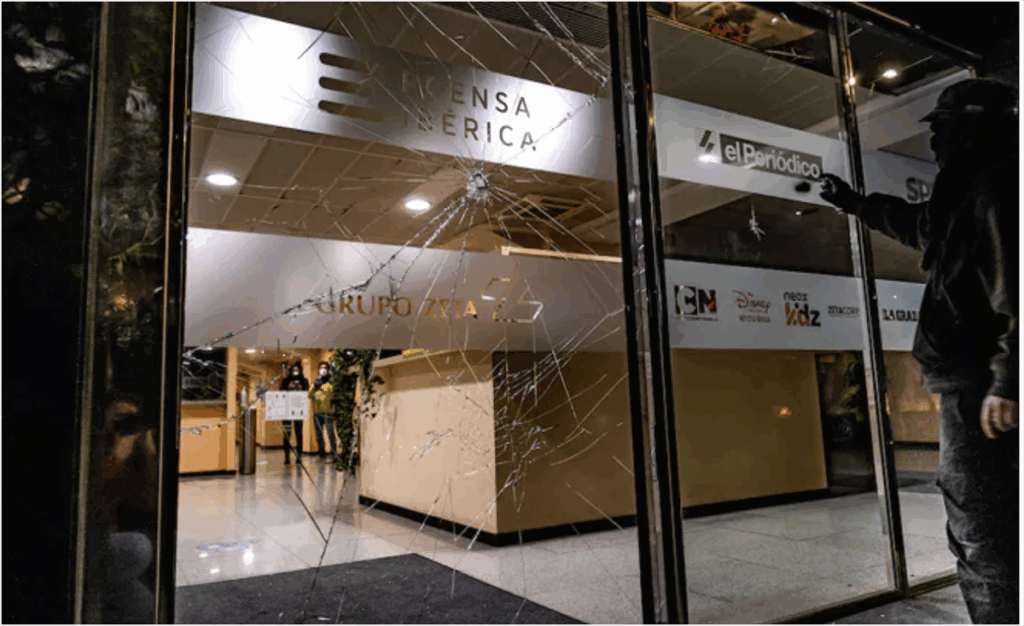 Ojalá todo esto fuese por la libertad de expresión