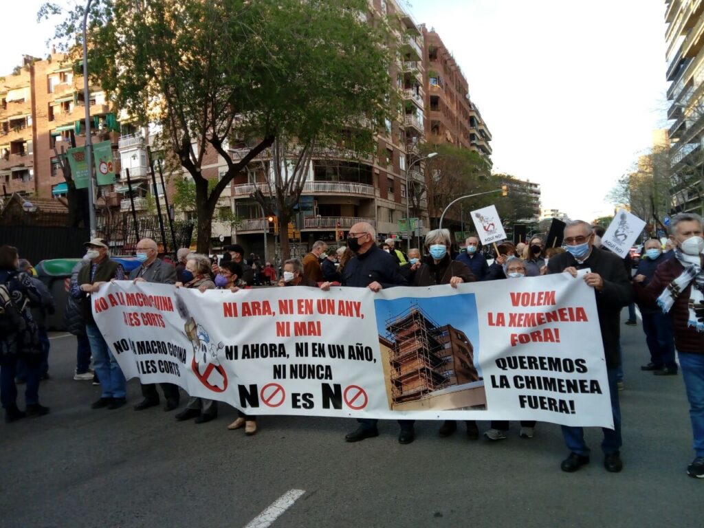 El conflicte de les macrocuines, aturades, però encara latent