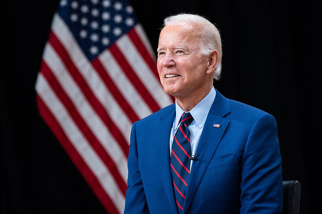 El tercer paquete de estímulo de Joe Biden: Argumentos a favor y en contra del Build Back Better