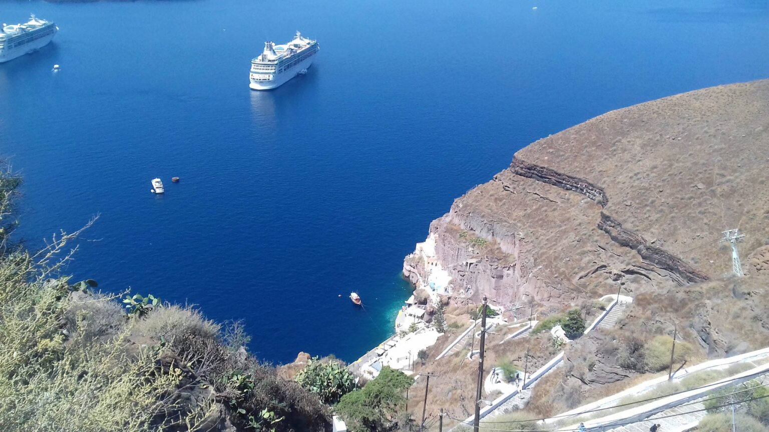 Creuers, cadires de rodes, patacades i fanàtics religiosos