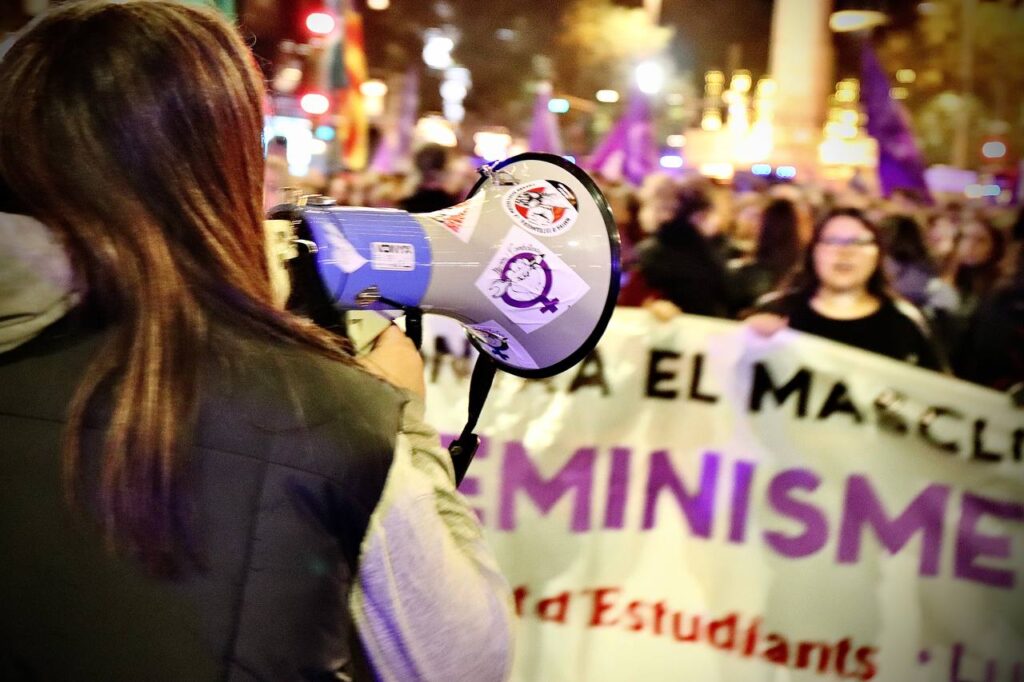 25N: La fuerza de los relatos globales y colectivos contra las violencias machistas