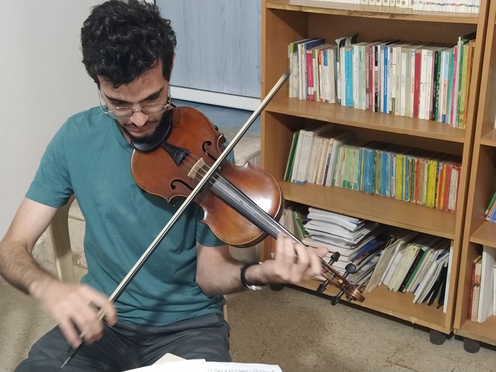 Refugiades palestines al Líban: La música com a espai d’evasió i d’identitat