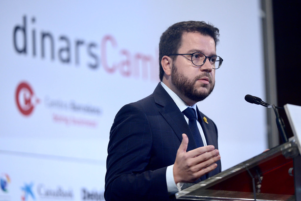 Los académicos devuelven el referéndum a la casilla de salida