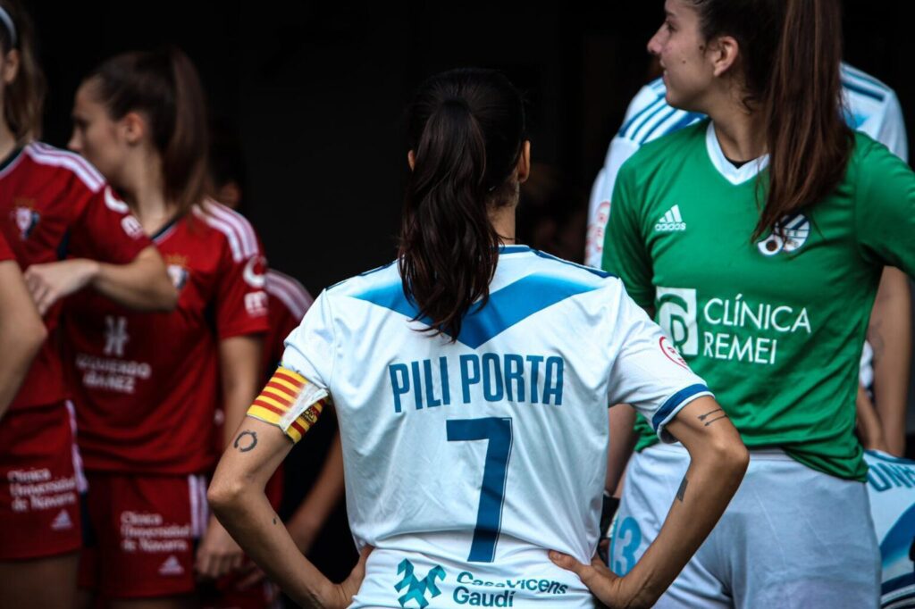 Pili Porta: “Hace falta mucha pedagogía; televisión ven mucha, fútbol de barrio, no tanto”