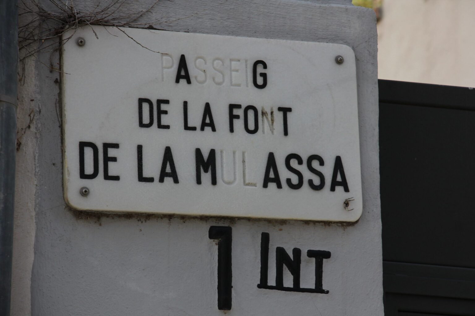 Las calles de Barcelona lloran sus letras