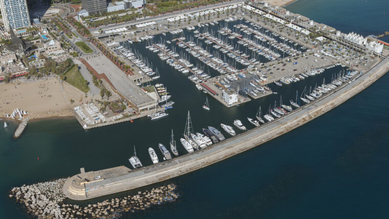 CCOO convoca una huelga parcial en el Port Olímpic para reclamar mejoras laborales