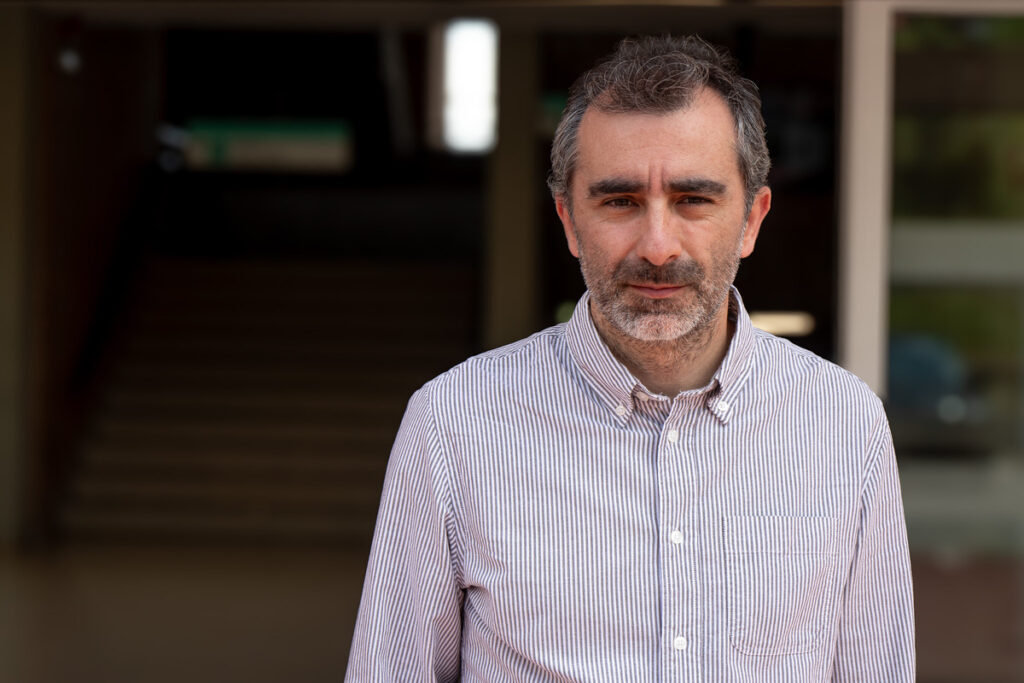 Santiago Giraldo: “La salud mental de los chicos que dejan las redes mejora de forma relevante”