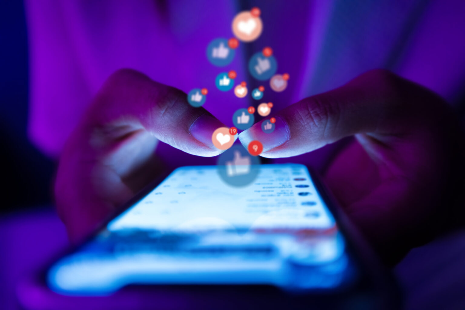 Doce líneas de actuación para combatir la apropiación corporativa de internet