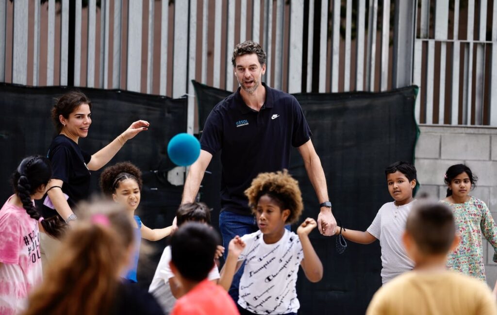 Santi F.Gómez: “El deporte, con un cariz educativo, pedagógico, integrador e inclusivo, consigue prevenir la obesidad”