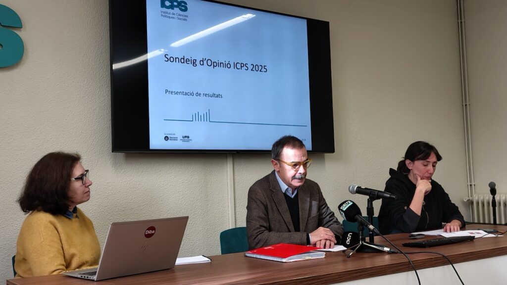 Oriol Bartomeus, director de l'ICPS, presenta els resultats del Sondeig d'Opinió 2025
