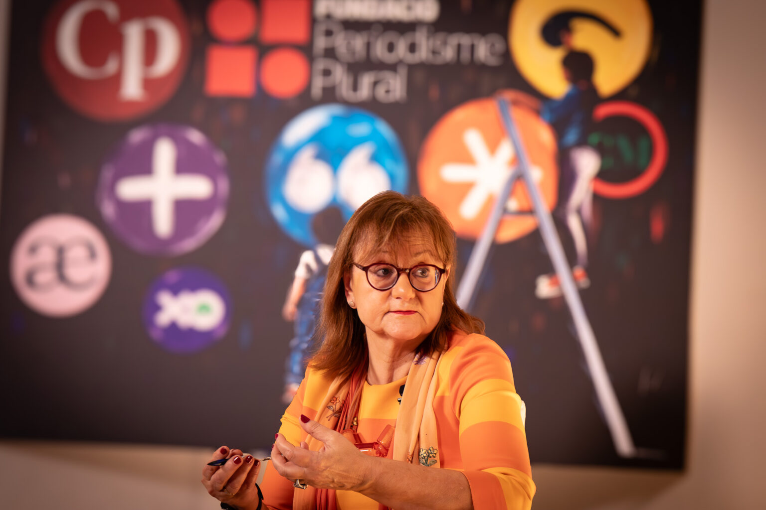 La ex secretària adjunta de Nacions Unides va obrir el cicle de ‘converses úniques’ de la Fundació Periodisme Plural.