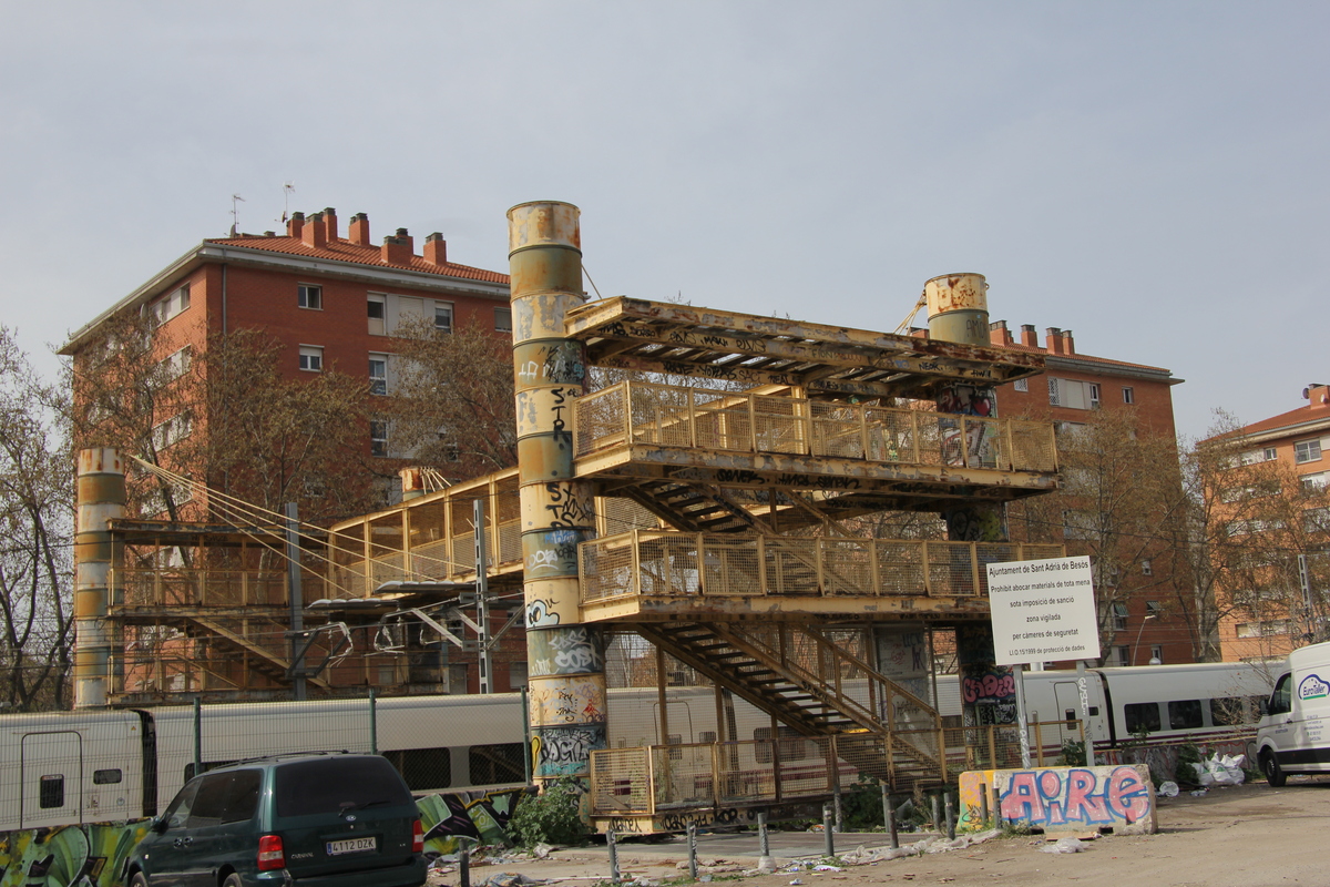 Puente del passeig de La Verneda
